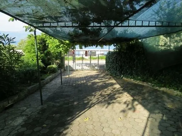 Apartment In Slatine With Sea View, Terrace, Air Conditioning, Wi-Fi